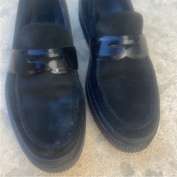TODS Men\'s Black Suede Lug Sole Penny Loafer Shoe Size 7 main image 9